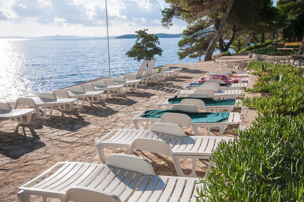 Hotel Lavanda Bozava Bagian luar foto