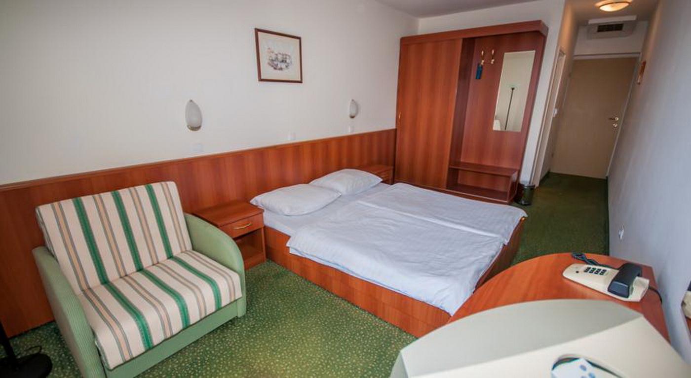 Hotel Lavanda Bozava Bagian luar foto