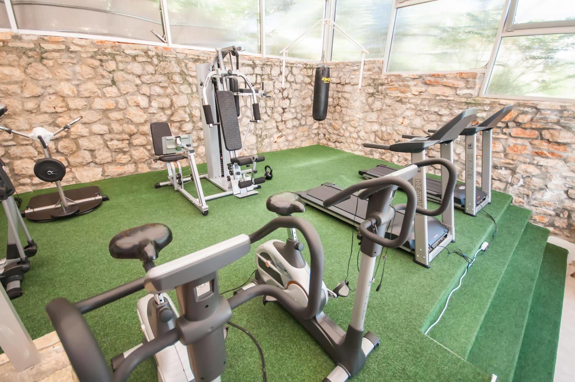 Hotel Lavanda Bozava Bagian luar foto