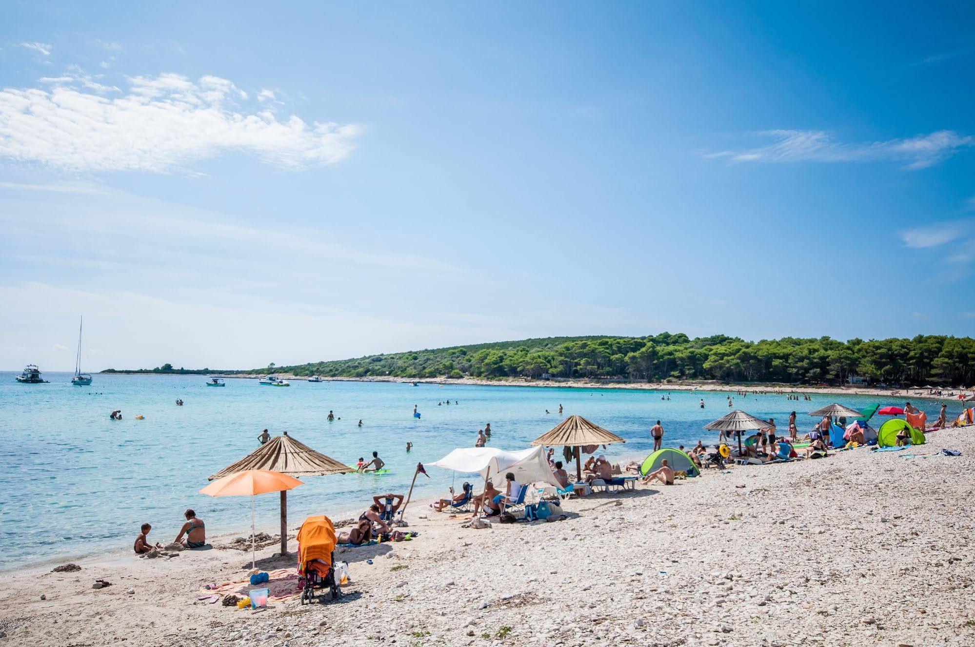 Hotel Lavanda Bozava Bagian luar foto