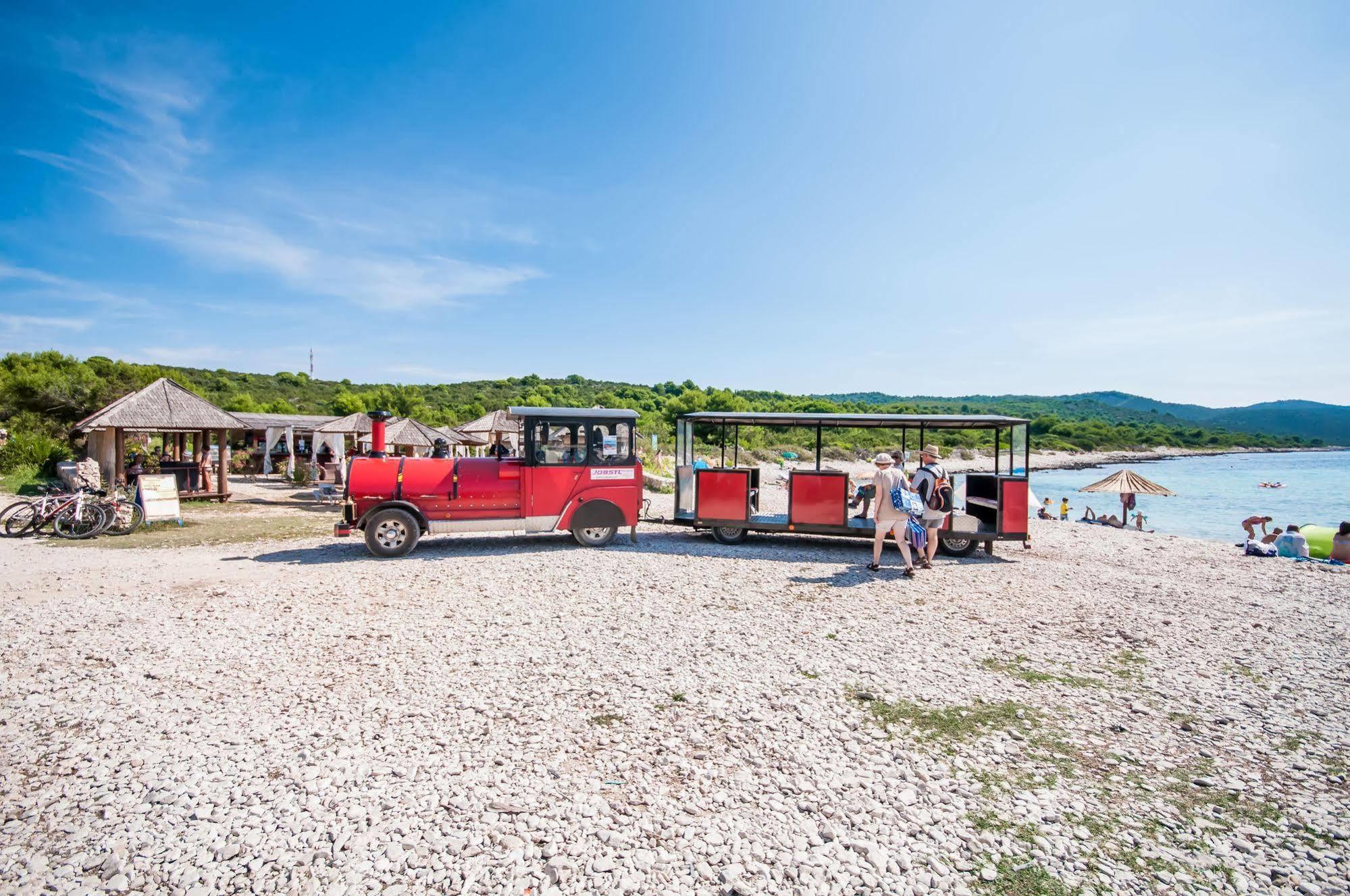 Hotel Lavanda Bozava Bagian luar foto